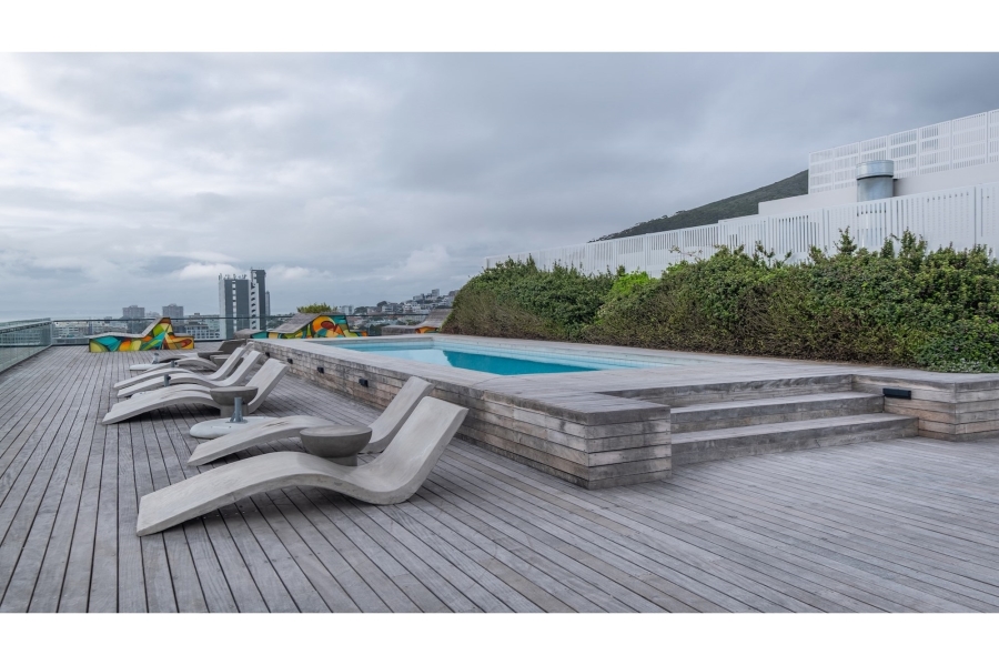 To Let 1 Bedroom Property for Rent in Sea Point Western Cape